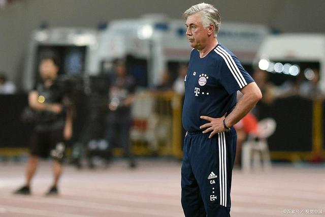 内维尔：拉什福德离队也许是好事